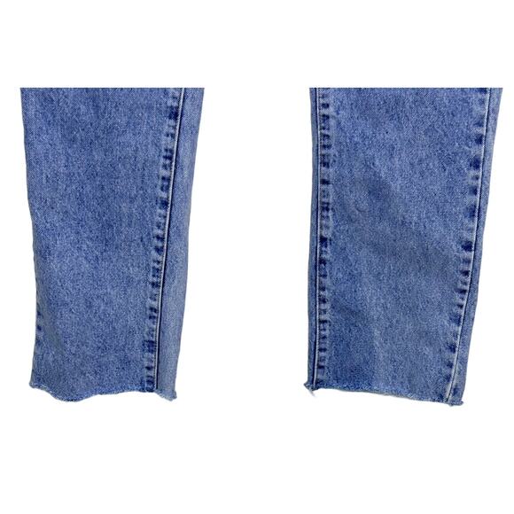 Missguided Wrath Light Wash Straight Leg High Waist Jeans Raw Hem - Picture 5 of 7